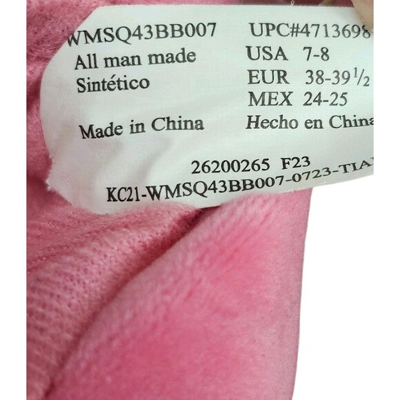 Squishmallow Scarlet The Strawberry Slippers Womens 7-8 Red Green Pink Casual - Picture 12 of 12